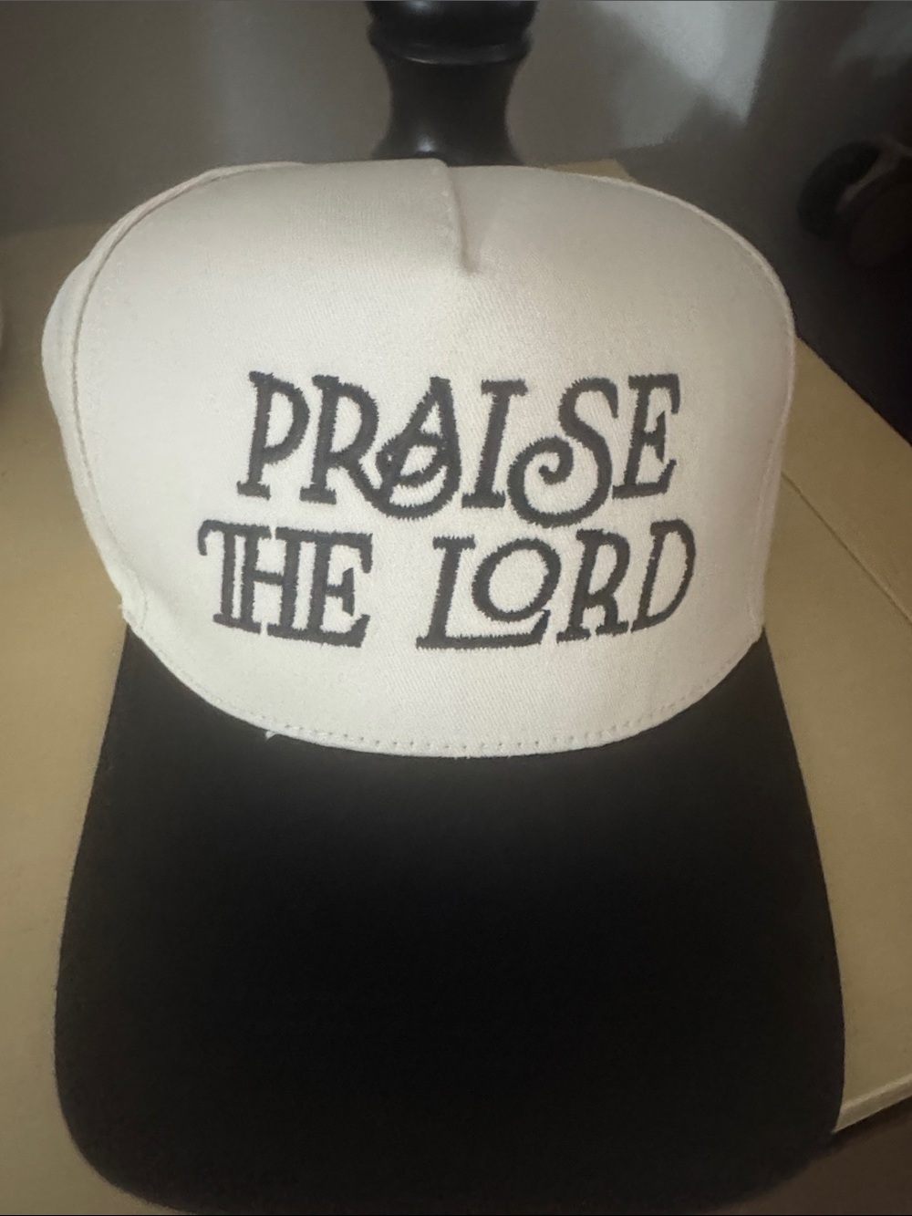 Praise The Lord Two-Tone Baseball Cap - cream & Black
